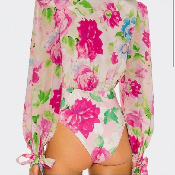 [SOLD] Rococo Sand - Alora Floral-Print Stretch-Crepe Bodysuit - Picture 3 of 6